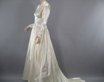 Courthouse Wedding Dresses 1940 Style